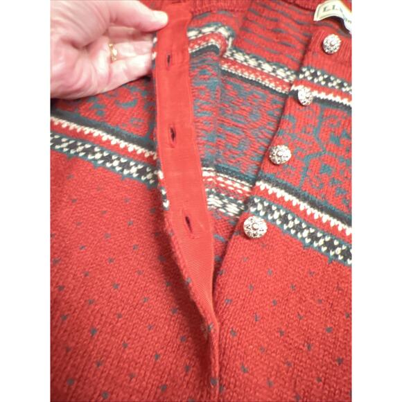 L.L. Bean Red, Green, & Black 100% Pure Wool Shetland Women's Nordic Cardigan SM - Picture 8 of 8